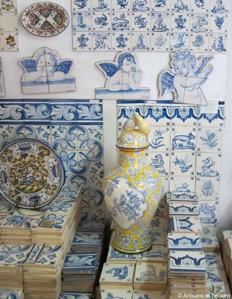 Lisbon Shopping Guide, Lisbon Color Palette, Things To Do In Lisbon Portugal, Lisbon Ceramics, Portugal Ceramics, Lisbon Market, Lisbon Shopping, Azulejos Tiles, Portugal Art