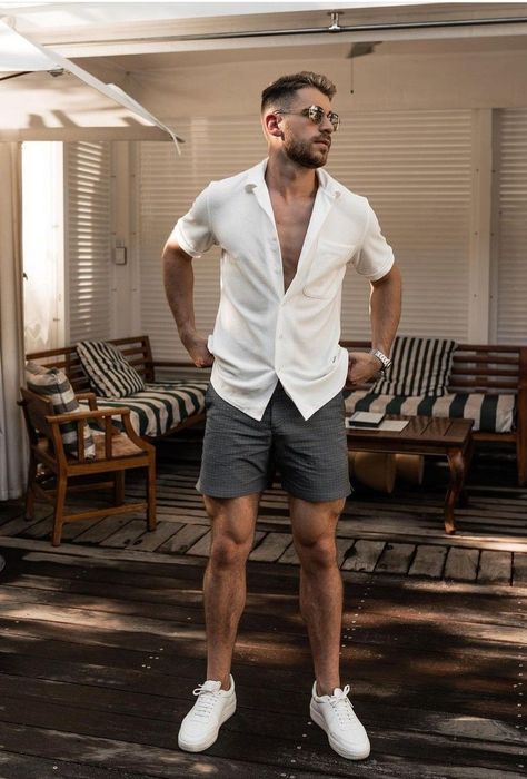 Looking for the perfect linen shirt to elevate your wardrobe? Check out our top picks for the best linen shirts for men. From classic styles to trendy designs, we've got you covered. Discover the comfort and style of linen with our expertly curated collection. Read our article now! #linenshirts #mensfashion #basicoutfits #casualcloset Mens Vegas Outfits, Vegas Outfit Ideas, Ja I Ty, Summer Vegas Outfit, Italian Fashion Summer, Vacation Outfits Men, Comfy Summer Outfits, Classy Outfits Men, Ibiza Outfits