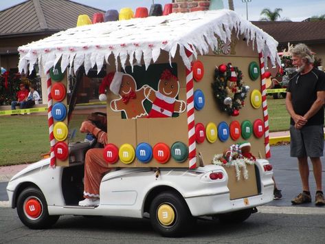 Golf cart parade celebrates Christmas – The Observer News Golf Cart Xmas Decorations, Golf Cart Christmas Parade Ideas Grinch, Atv Christmas Parade Ideas, Christmas Golfcart Decorations, Golf Cart Gingerbread House, Gingerbread House Golf Cart, Christmas Parade Jeep Ideas, Christmas Parade Golf Cart Ideas, Gingerbread Golf Cart