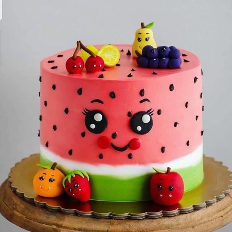 Gökkuşaği Pasta, Watermelon Cake Birthday, Summer Birthday Cake, Shopkins Cake, Fruit Birthday Cake, Fruit Birthday Party, Watermelon Birthday Parties, Fruit Birthday, Watermelon Cake