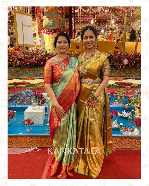 Mom Saree In Wedding, Wedding Kanchipuram Silk Sarees, Bride Mother Outfit South Indian Saree, Wedding Sarees For Brides Mother, Kanchipuram Pattu Sarees Wedding, Kanchipuram Silk Saree Wedding Brides Indian Bridal, Gold Kanchipuram Bridal Saree, Brides Mother Indian Outfit Saree, Kanchi Pattu Saree Wedding Indian Bridal