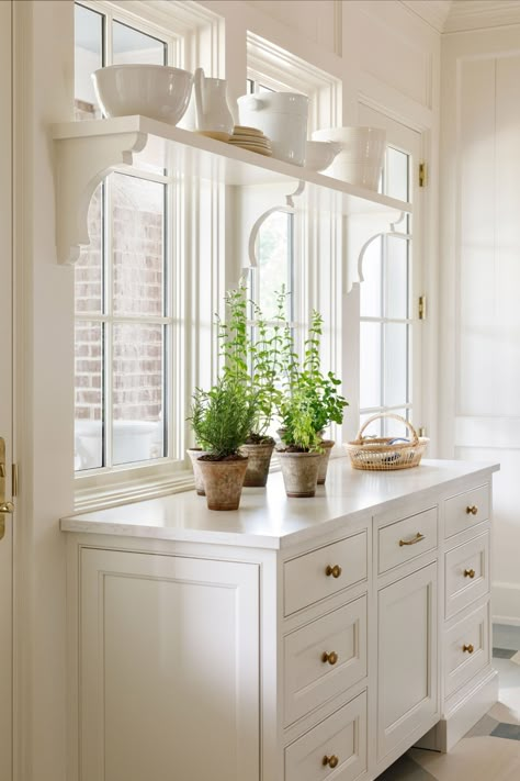 Southern Living Show House — AIMÉE MAZZENGA Hutton House, No Upper Cabinets, Southern Living Idea House, Upper Kitchen Cabinets, Window Shelves, Open Kitchen Shelves, Pretty Kitchen, Open Shelves, Kitchen Shelves