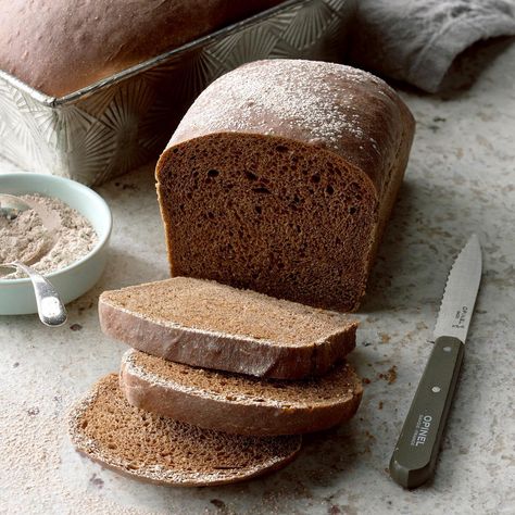 Chocolate Yeast Bread Chocolate Bread Recipe, Thanksgiving Bread, Recipes With Yeast, Yeast Recipes, Pane Dolce, Yeast Bread Recipes, Recipes Thanksgiving, Yeast Rolls, Baking Cocoa