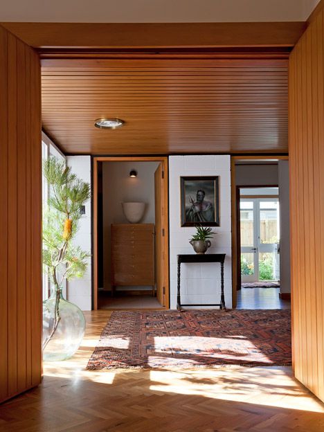 Ballantyne house, Christchurch by Warren & Mahoney, 1958 Long Driveway, Midcentury House, Modernist House, New Zealand Houses, Empty Room, Up House, Mid Century House, Christchurch, Cheap Home Decor