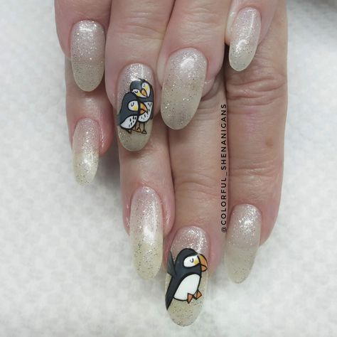 Winter puffin nails Puffin Nail Art, Summer Pedicure, Hand Painting Art, Nail Tech, Winter Nails, Press On Nails, Nail Art, Hand Painted, Nails