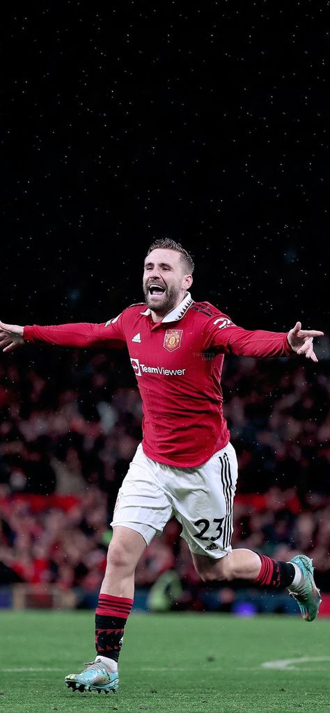 Luke Show, Luke Shaw, Manchester United Wallpaper, Manchester United Fans, Manchester United Football Club, Manchester United Football, Football Design, Professional Football, Bournemouth