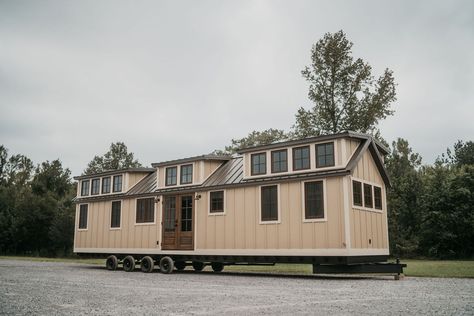 Tiny House On Wheels Floor Plans, Tiny House For Big Family, Xl Tiny House, Tiny Homes Interior, Big Tiny House, Timbercraft Tiny Homes, Tiny Home Plans, Buy A Tiny House, House Community