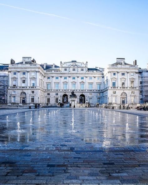 #SomersetHouse vibes from @daveburt 😍 ||... | instagram.com/London Medieval Aesthetics, London Photoshoot, Swinging London, Somerset House, Castle Mansion, Palace Garden, House London, Public Realm, London Landmarks