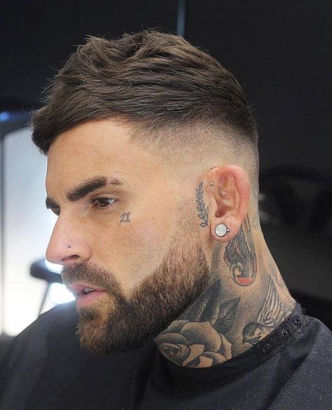 Tattoo Placement For Men, Tattoo Ideas For Men Minimalist, Simple Ear Tattoos, Men Ear Tattoo, Ear Tattoos For Men, Fade And Beard, Chris Perceval, Mens Face Tattoos, Simple Neck Tattoos