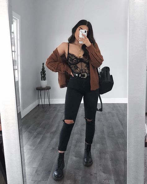 Mode Edgy, Spring Outfit Women, Best Jeans For Women, Trendy Spring Outfits, Hipster Outfits, Neue Outfits, Outfit Jeans, Street Style Trends, Outfit Trends