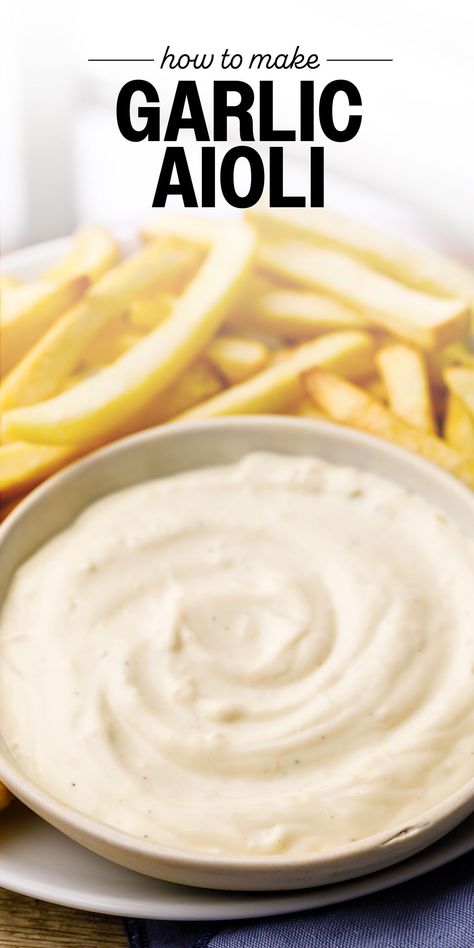 If you're a garlic lover, you'll be obsessed with this super easy homemade garlic aioli. The perfect dip/spread for pretty much anything. Homemade Garlic Dip, Hors D’oeuvres Ideas, Roast Whole Garlic, Garlic Aioli Sauce, Garlic Aioli Recipe, Roasted Vegetable Salad, Aioli Sauce, Aioli Recipe, Garlic Dip