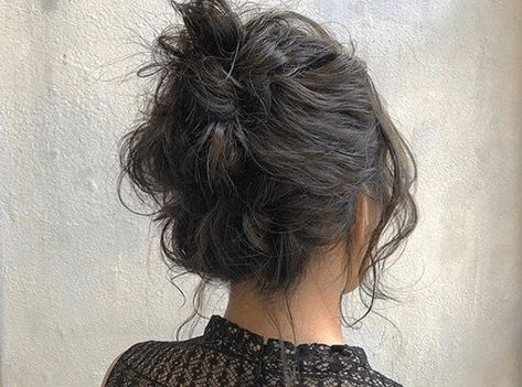 Hairstyles For The Holidays, Festive Hairstyles, 5 Minute Hairstyles, Lob Hairstyle, Haircuts For Long Hair, Haircuts With Bangs, Party Hairstyles, Curly Girl, Girl Hair