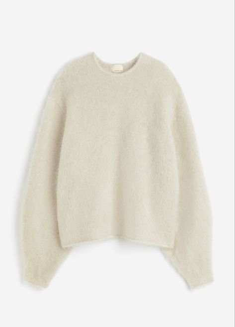 Toteme toteme jumper white jumper alpaca knit Toteme sweater alpaca jumper fluffy knit Mohair Jumpers, Fluffy Knit, Loose Fit Sweater, Outfit Formulas, Extra Long Sleeves, Mohair Wool, Oversized Pullover, H&m Women, Weekend Wear