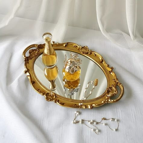 Cute Tray Decor, Tray Mirror Decor, Gold Perfume Tray, French Style Makeup, Gold Tray Decor, Ethereal Room, Mirror Tray Decor, Gold Mirror Tray, Apartment 2023