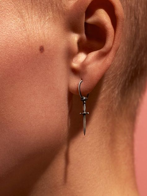 Masc Earrings Aesthetic, Earrings For Men Aesthetic, Earings Aesthetics Men, Men’s Silver Earrings, Dangly Mens Earrings, Mens Jewelry Earrings, Crazy Earrings Aesthetic, Men’s Ear Rings, Silver Earrings Aesthetic Vintage