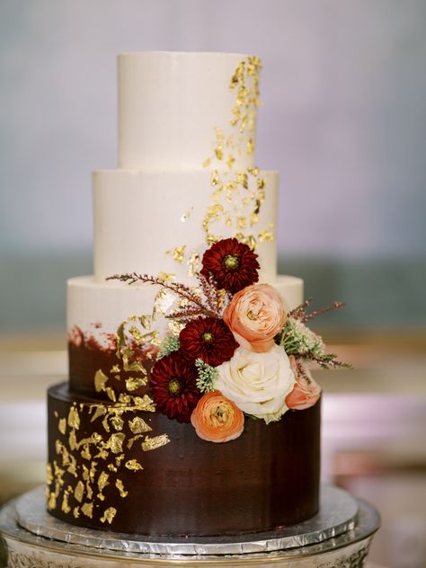 Burgundy & Gold & Cream Wedding Cake Wedding Cake Fall, Unique Wedding Cake Ideas, Wedding Cakes Maroon, Brown Wedding Cakes, Cake Fall, Wedding In October, Burgundy Wedding Cake, Unique Wedding Cake, Fall Wedding Makeup