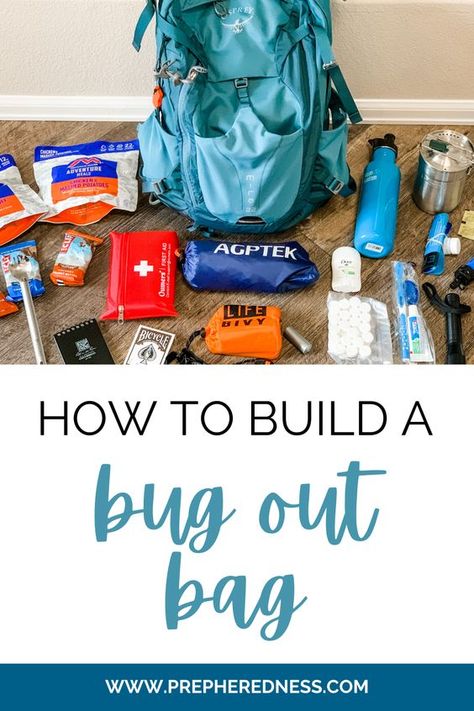 What in the heck is a bug out bag? At least that’s what I remember thinking the first time I saw the term. In simplest terms, a bug out bag is a bag that holds supplies you might want in an emergency situation. Learn how to create a bag with all the emergency essentials. Preparedness Plan, Emergency Go Bag, Emergency Preparedness Plan, Bug Out Bag Checklist, Mom Purses, Emergency Essentials, Emergency Prepardness, Emergency Preparedness Kit, Survival Bag