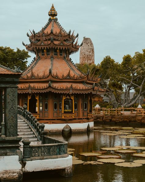 part 1 of temples in ancient city, bangkok #ancientcity #bangkok #bangkoktemple #templephotography #ancientcitybangkok #thailand #travelphotography Ancient City Bangkok, Temple Thailand, Temple Photography, Asian Architecture, Ancient City, Ancient Cities, Bangkok Thailand, Bangkok, Travel Photography