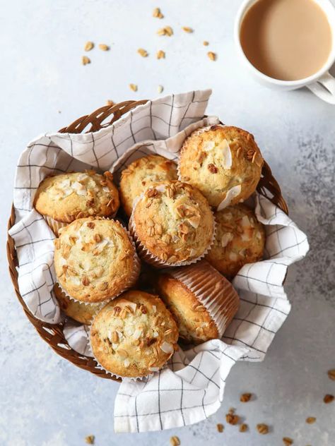 Banana Crunch Muffins - Completely Delicious Banana Muffins Photography, Easy Banana Bread Recipes, Back To School Morning Routine, Banana Crunch Muffins, Back To School Morning, Granola Coconut, Bread Banana, Completely Delicious, School Morning