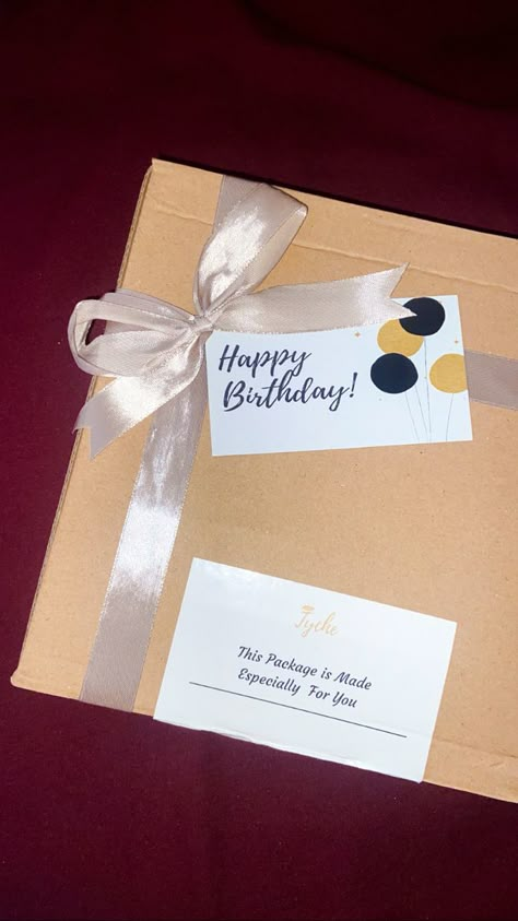 Birthday Gifts Snaps, Birthday Gifts Snapchat Story, Birthday Gift Snap, Cake Hbd, Happy Dussehra Wallpapers, Birthday Dump, Happy Birthday Clip, Cuddle Weather, Best Friend Dates