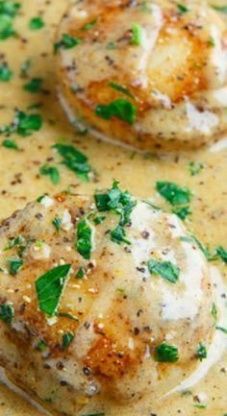 Pappadeaux Recipe, Seafood Scallops, Mustard Cream Sauce, Cream Sauce Recipes, Seared Scallops, Scallop Recipes, Scallops Seared, Cajun Recipes, Seafood Dinner