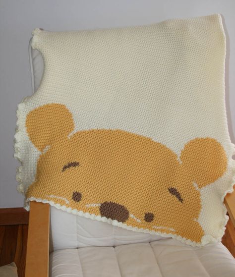 I love this so much! Seems like it would be different to crochet though. Pooh Crochet, Winnie The Pooh, Crochet Blanket, Love This, I Love, Crochet