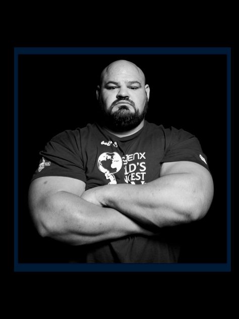 World Strongest Man, Strongest Man In The World, Brian Shaw, World's Strongest Man, Bear Photo, Muscle Guys, Strongest Man, Strong Men, Chubby Guy