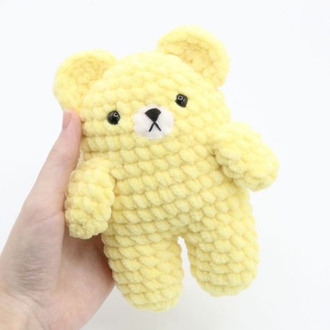 these images are for crochet patterns and these images are for crochet gifts Yarn Sewing, Felt Handmade, Easy Crochet Animals, Yellow Crochet, Crochet Aesthetic, Kawaii Crochet, Crochet Goodies, Crochet Pumpkin, Pattern Collection