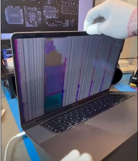 Repairing such damage can be difficult and costly. According to repair specialists, a new display malfunction, dubbed “Dustgate,” has become a real pr... - #applelaptop #AppleSilicon #Laptopperformance #M1chip #MacBook #macbookpro #MacBookProfeatures #MacBookPromodels #MacBookProprice #MacBookProreleasedate #MacBookProspecifications #macOS #MagicKeyboard #Retinadisplay #TouchBar Macbook Repair, Latest Smartphones, Apple Laptop, Retina Display, Mac Os, Macbook Pro, Fails, Macbook, Screen