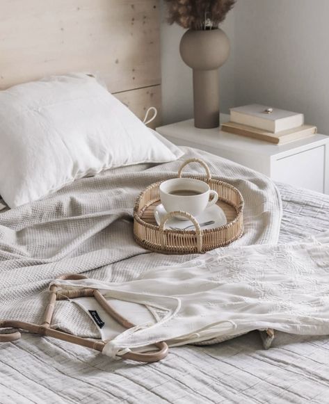 Cozy Aesthetic, Bed And Breakfast, Kotatsu Table, Bed, Furniture, Home Decor, Home Décor