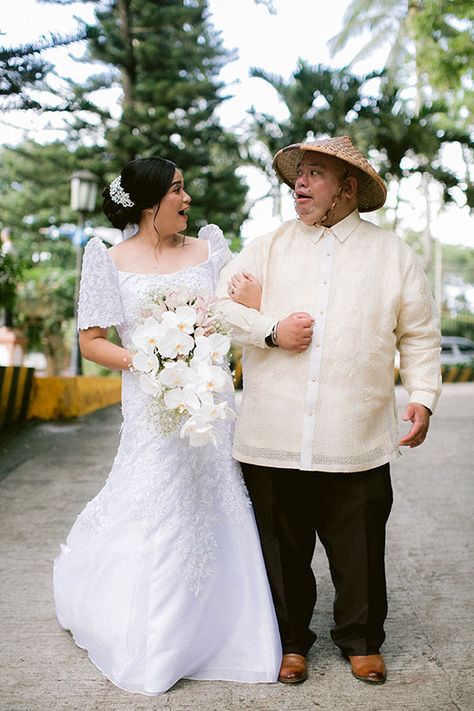 All Out Filipiniana Wedding | Philippines Wedding Blog Bridal Bouquet Filipiniana, Filipiniana Wedding Bouquet, Filipina Hairstyle, Filipiniana Hairstyle, Filipiana Wedding, Filipino Wedding Dress, Filipiniana Wedding Gown, 1960 Wedding, Filipiniana Gown