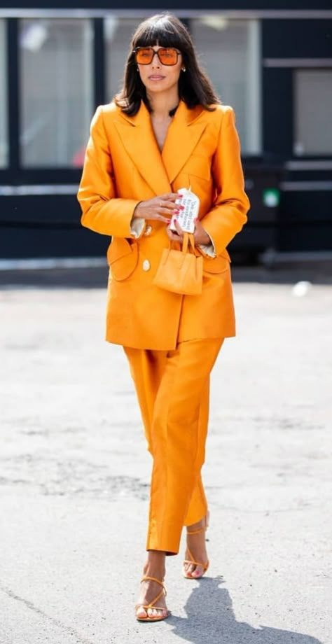 Orange Monochrome, Orange Suit, Copenhagen Street Style, Vibrant Outfits, Monochromatic Fashion, Monochromatic Outfit, Monochrome Outfit, Monochrome Fashion, Copenhagen Fashion Week