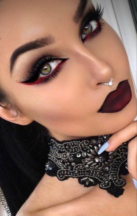 Vampire Makeup Ideas, Vampire Makeup Looks, Carnaval Make-up, Vampire Makeup Halloween, Makeup Zombie, Halloweenský Makeup, Halloween Make-up Looks, Vampire Makeup, Halloween Makeup Pretty