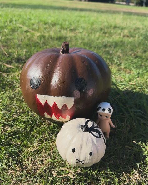 🎃🖌️ Sonny Angel Pumpkin Painting, Sonny Angel Pumpkin, Angel Pumpkin Painting, Domo Pumpkin, Miffy Pumpkin, Angel Pumpkin, Pumpkin Inspo, Sonny Angels, Pumpkin Ideas