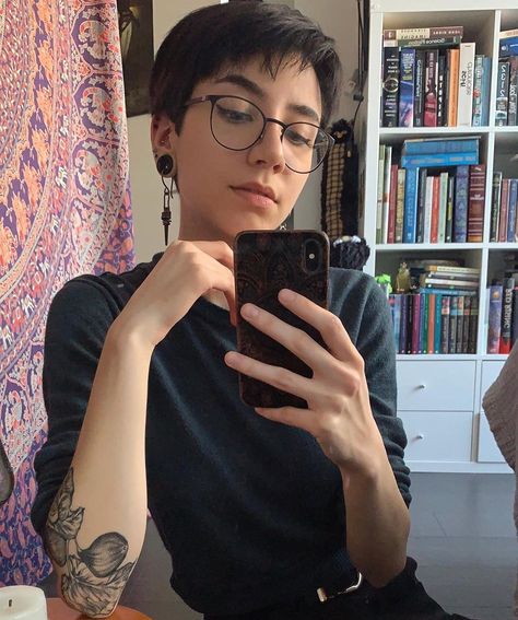 Teya @strange_aeons_ Stacked Septum, Sophisticated Goth, Triple Lobe, Strange Aeons, Glow Up Ideas, Nostril Piercing, Gay Humor, Conch Piercing, Shaved Head