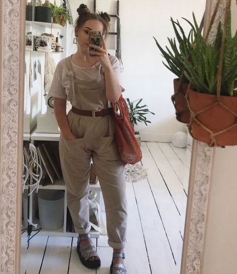 Lucy And Yak Aesthetic, Lucy Yak Outfit, Lucy And Yak Outfit, Lucy And Yak Dungarees, Dungarees Outfit Women, Lucy And Yak Dungarees Outfit, Dungaree Outfit, Lucy And Yak, Drippy Fits