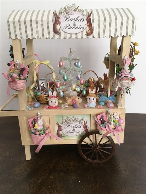 Dollhouse Miniature Easter Market cart Ice Cream Cotton Candy, Miniature Hutch, Market Cart, Christmas Market Stall, Shop Cart, Miniature Easter, Jelly Sweets, Cupcake Shop, Easter Garden