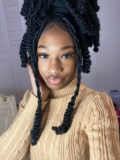 Invisible locs, rope twist, locs, soft locs, black girl, black girl hairstyles, half up half down, lashes, lip gloss, soft locs hairstyles, fall sweater, brown sweater, brown turtle neck, fall outfits, soft locs bun Half And Half Soft Locs, Shirt Soft Locs, Soft Locs Rope Twist, Soft Locs With Knots At The End, Styled Soft Locs Black Women, 24 Inch Soft Locs, Bob Braids, Quick Natural Hair Styles, Rope Twist