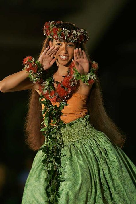 hawaiian hula | ... hula o kaohikukapulani under the direction of kumu hula kapu kinimaka Travel Venice, Polynesian Dance, Hawaii Hula, Hawaiian Dancers, Hula Hooping, Hula Dance, Surfer Magazine, Hula Dancers, Hawaiian Art