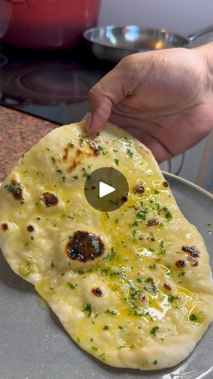 Naan Chicken, Garlic Naan Recipe, Savoury Bread, Counter Kitchen, Garlic Naan, Naan Recipe, Savory Bread, Chicken Gravy, Naan Bread