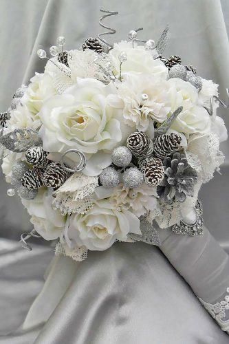 White Winter Wedding, Winter Wedding Bouquet, Blue Wedding Bouquet, Winter Bouquet, Winter Wedding Flowers, Silver Theme, Winter Wedding Inspiration, Winter Wonderland Wedding, Wonderland Wedding