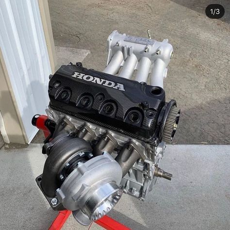 Honda Vtec, Civic Eg, Cat Engines, Super Fast Cars, Cool Car Accessories, Honda Crx, Honda Civic Hatchback, Racing Car Design, Honda Motors