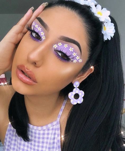 Purple Makeup Eyeshadow Eye Cute Flower Pattern Outline Aesthetic Art Spring Eye Makeup, Halloween 23, Butterfly Makeup, Da Hood, Flower Makeup, Purple Eye Makeup, Festival 2024, Cute Eye Makeup, Easter Makeup