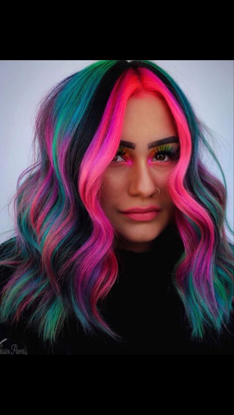 Medium Length Vivid Hair, Vivid Color Money Piece, Vivid Hair Color 2023, Vivid Fall Hair Color, Bold Hairstyles, Summer Hair Styles, Neon Hair Color, Exotic Hair Color, Baby Blonde Hair