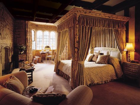 Manor Bedroom, Medieval Bedroom, Mansion Bedroom, Royal Bedroom, Castle Bedroom, Victorian Bedroom, Honeymoon Suite, Castles Interior, Tudor Style