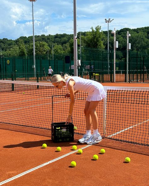 girl from the tennis court 🎾 my sweet suit by @valencysport 🤍 loc @laraquette.bistro Victoria Baldesarra, Fashion Influencer, Tennis Court, Moscow, Influencer, Tennis, On Instagram, Instagram