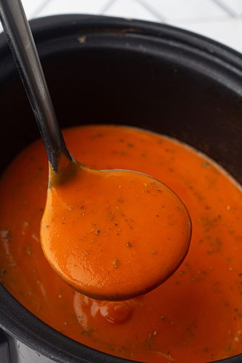 Slow Cooker Tomato Soup: A Comforting Classic - The Flexible Fridge Crockpot Tomato Soup, Slow Cooker Tomato Soup, Tomatoe Soup, Comfort Soups, Easy Tomato Soup Recipe, Homemade Tomato Soup Recipe, Crockpot Soups, Tomato Soup Easy, Tomato Soup Homemade