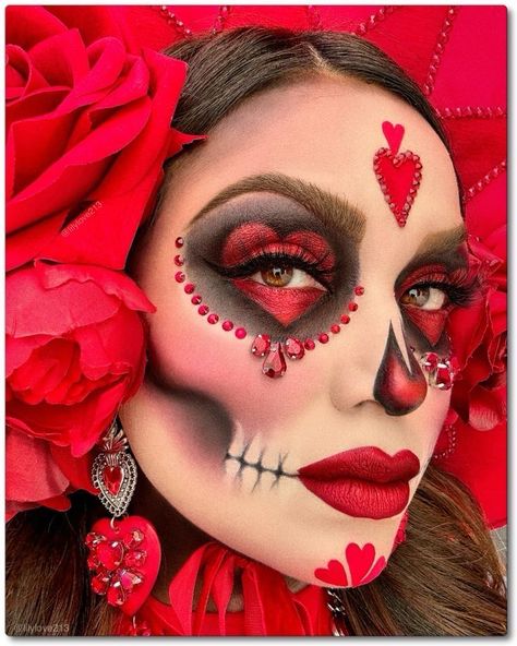 Scary Halloween Makeup Looks, Mexican Makeup, Folklorico Dresses, Catrina Makeup, Scary Halloween Makeup, Läskig Halloween, Halloween Makeup Sugar Skull, Sugar Skull Costume, Vampire Bride