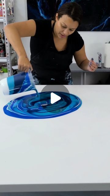 Ocean Paint Pour, Flow Art, Flow Painting, Diy Canvas Wall Art, Flow Arts, Blue Swirl, Creative Things, Pouring Art, Diy Canvas