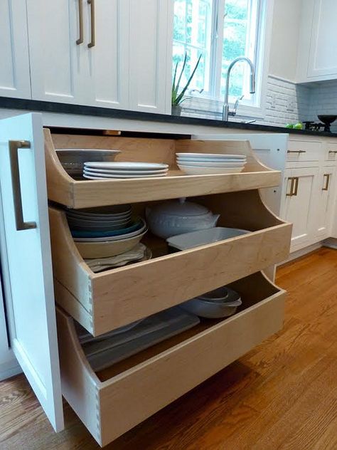 Kitchen Pull Out Drawers, Before After Kitchen, Countertop Cabinet, Kabinet Dapur, Kitchen Pulls, Creative Kitchen, Kitchen Storage Solutions, Kitchen Cabinet Organization, Kitchen Drawers